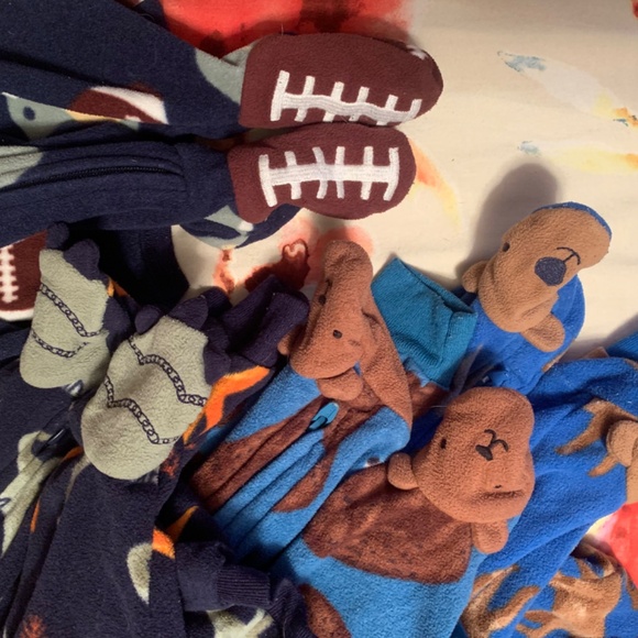 Carters 0-3 month fleece onesies - Picture 2 of 2